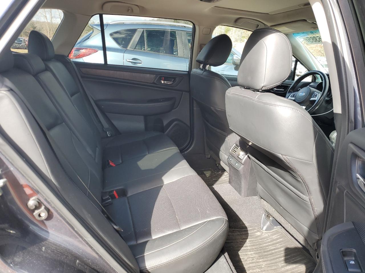 2015 Subaru Outback 2.5I Limited VIN: 4S4BSALC0F3275059 Lot: 44956385
