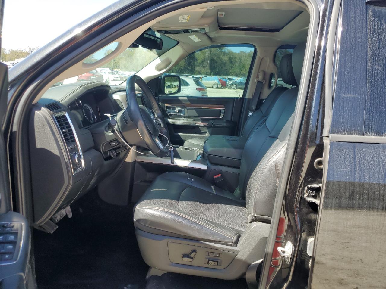 2018 RAM 1500 - Image 7