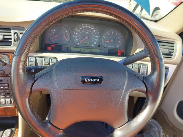 2002 VOLVO C70 20V LP