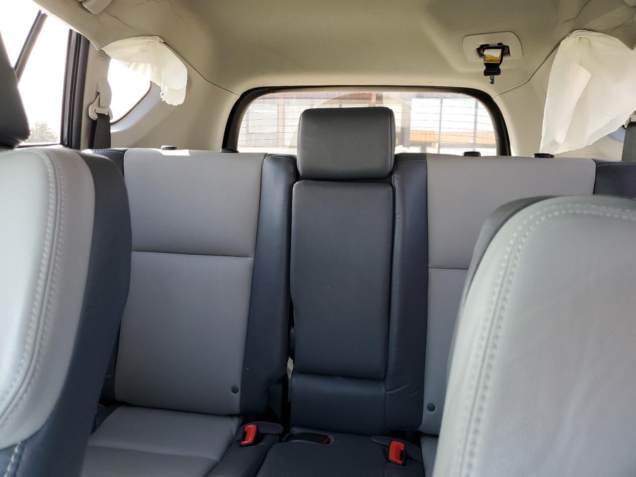 2013 Toyota RAV 4 - Image 10