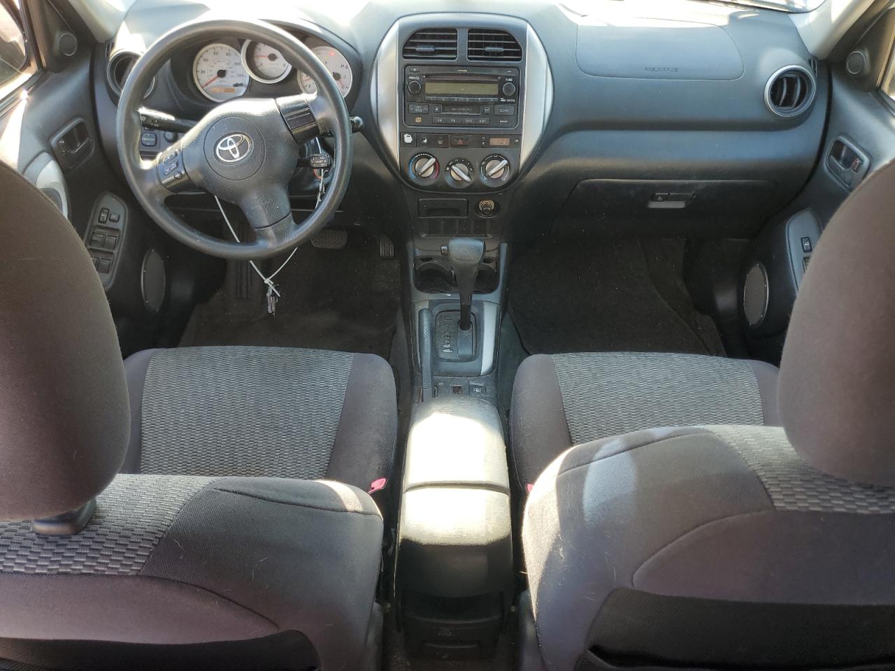 2004 Toyota RAV 4 - Image 8