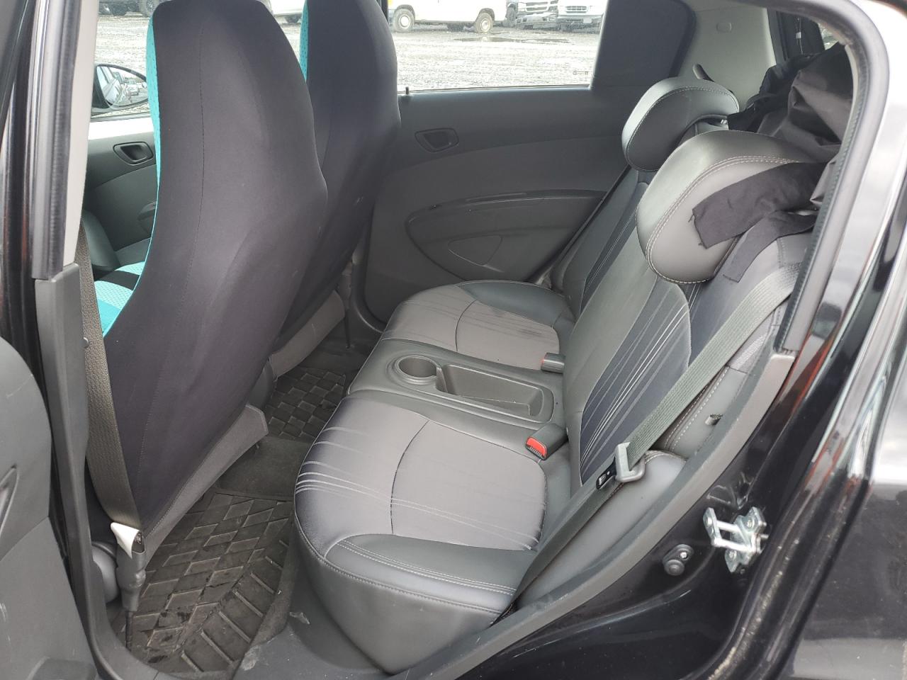 2014 Chevrolet Spark - Image 10