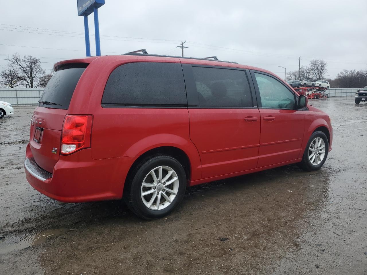2014 Dodge Caravan - Image 3