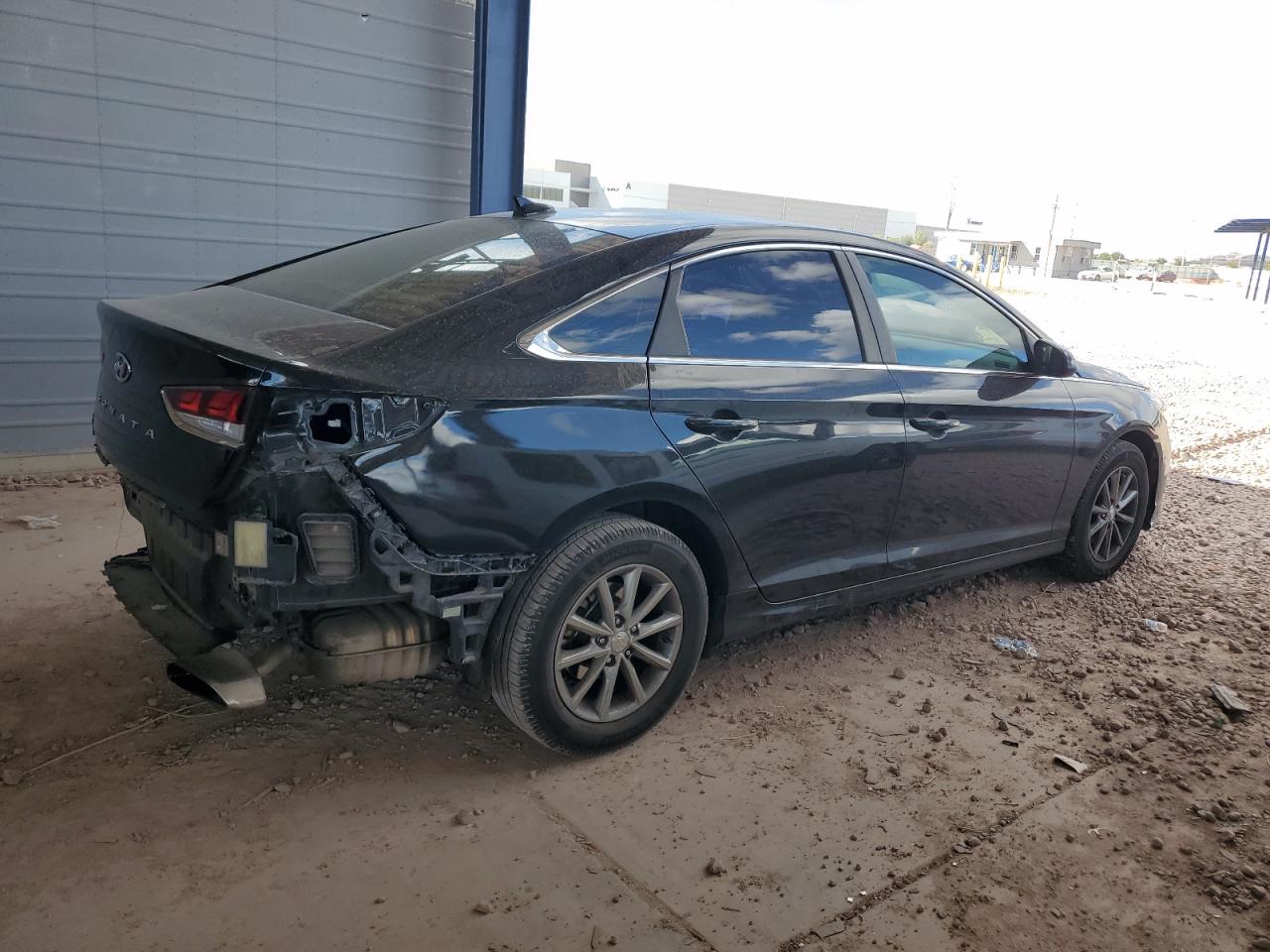 2019 Hyundai Sonata - Image 3