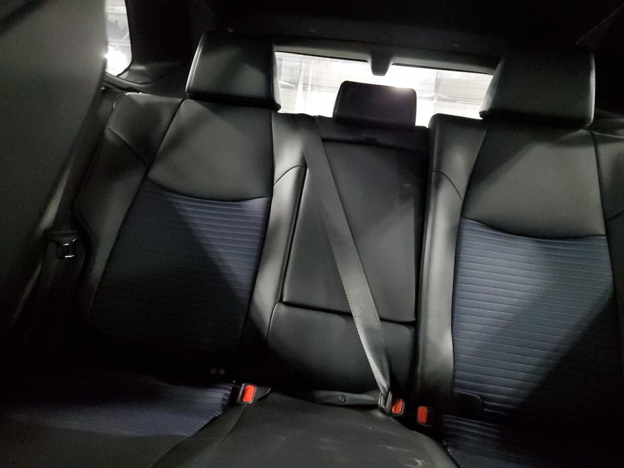 2024 Toyota RAV 4 - Image 10