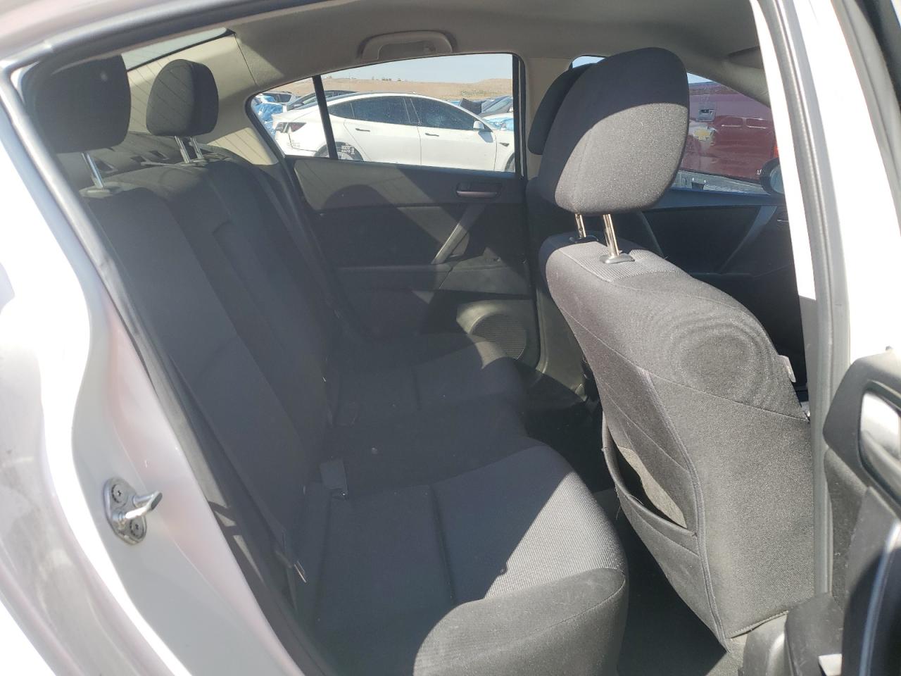 2010 Mazda 3 - Image 10