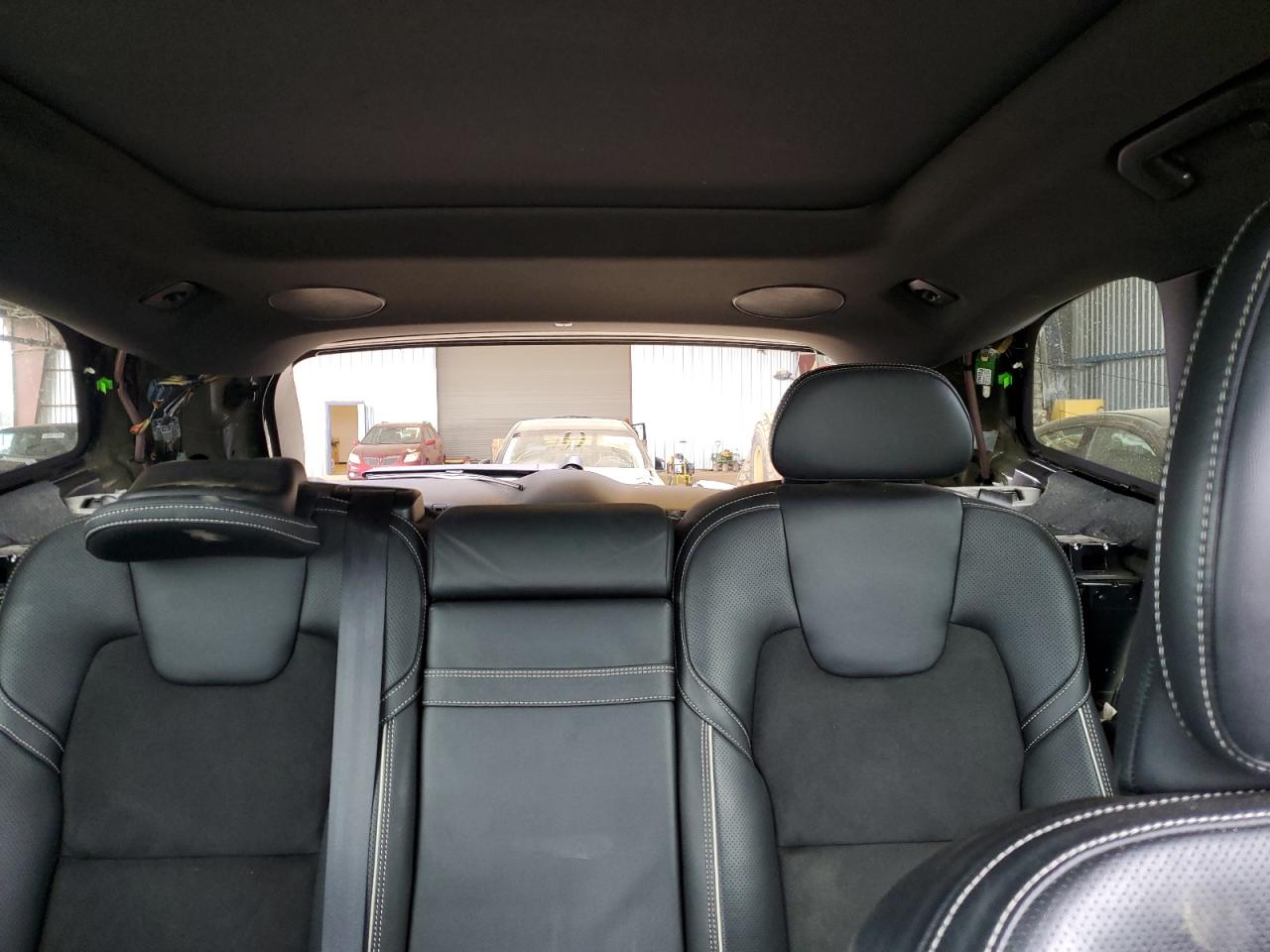 2019 Volvo XC60 - Image 10