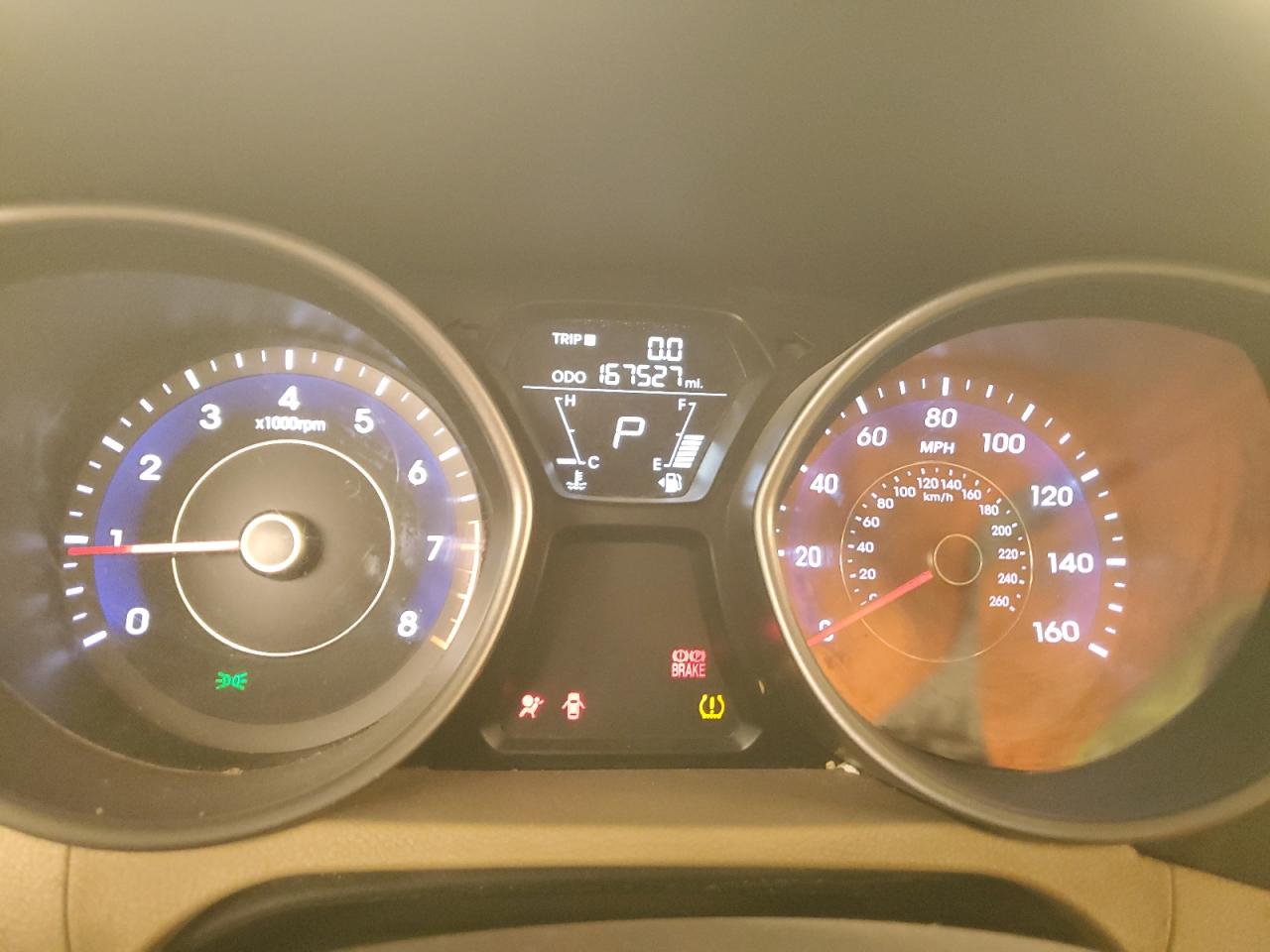 2013 Hyundai Elantra - Image 9