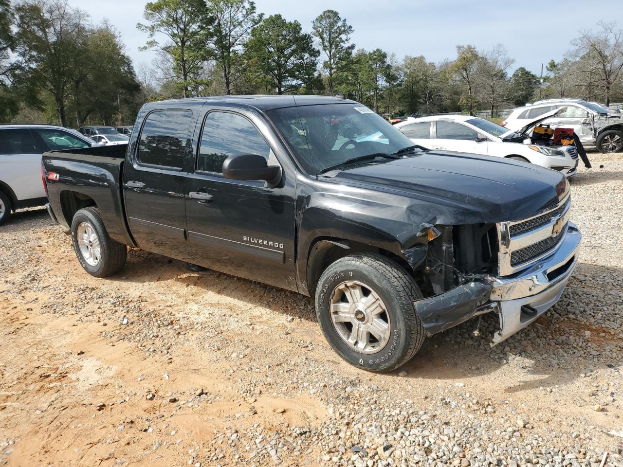 2012 Chevrolet Silverado - Image 4