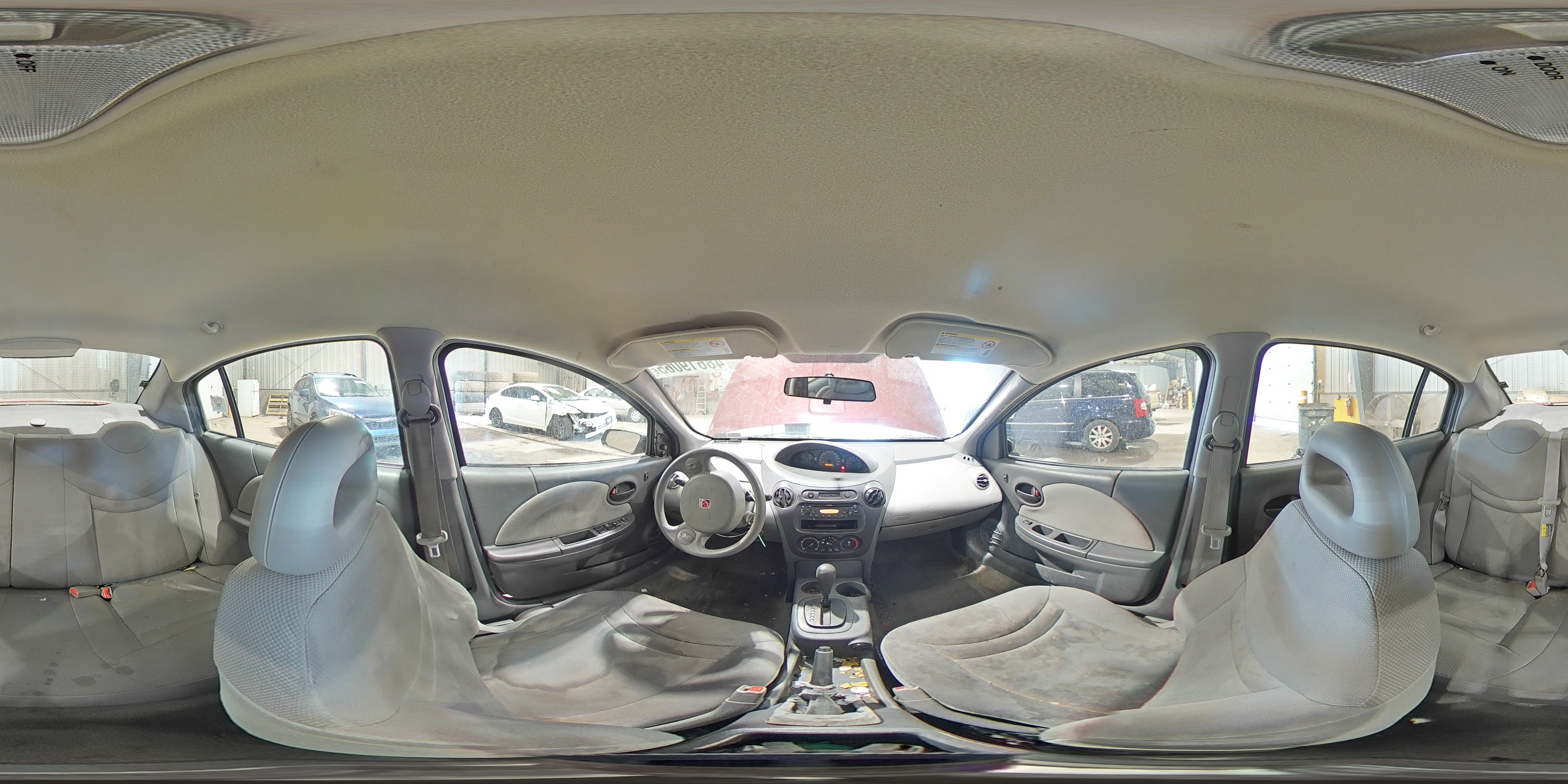 2003 Saturn ION - Image 13