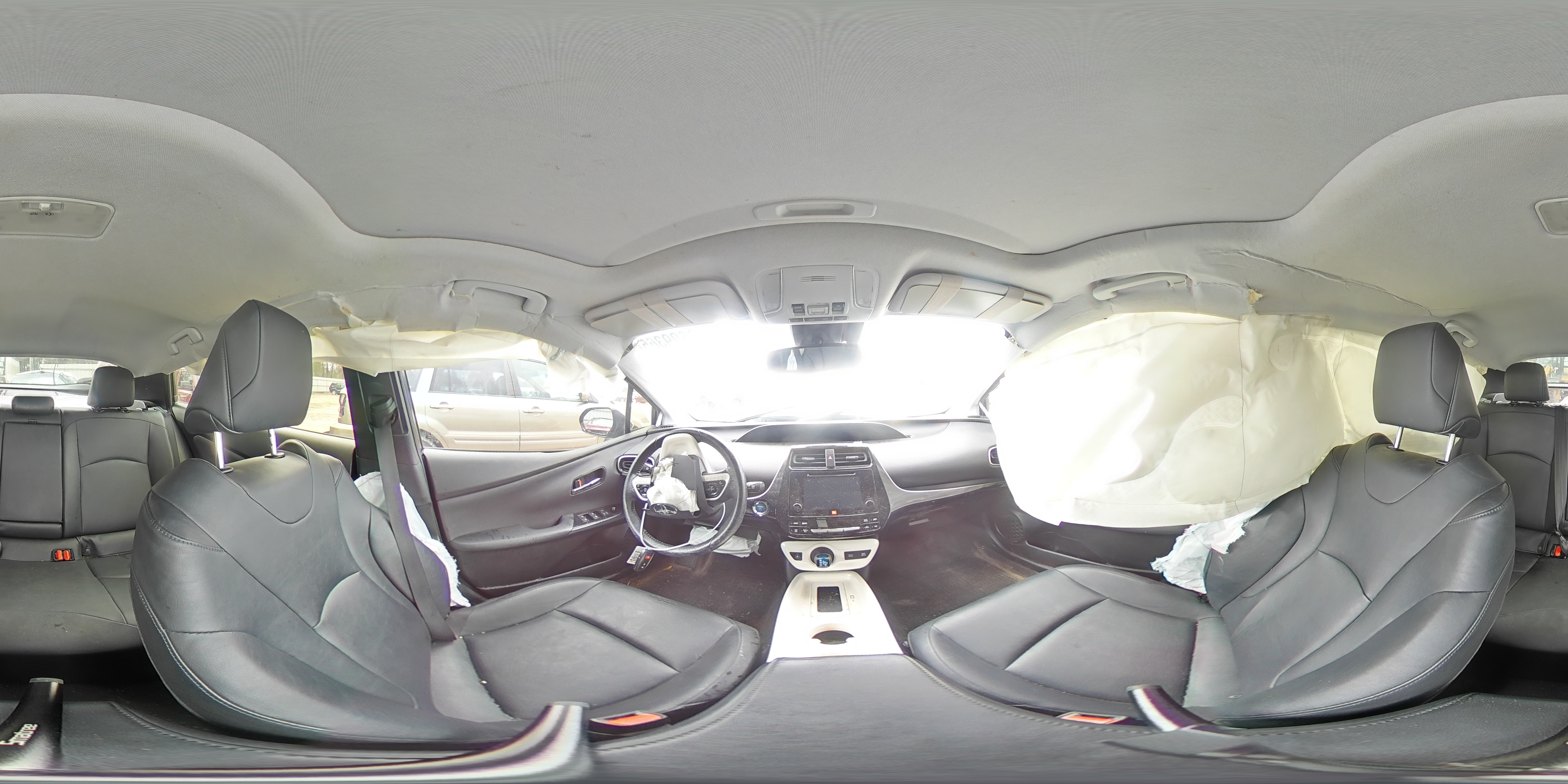 2016 Toyota Prius - Image 12
