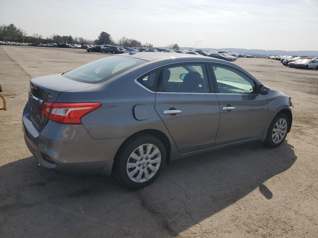 2017 Nissan Sentra - Image 3