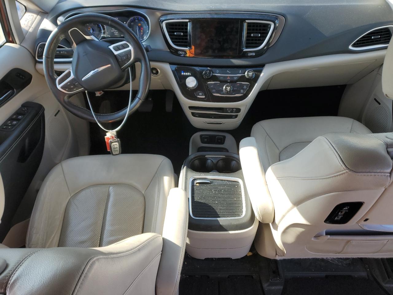 2020 Chrysler Pacifica - Image 8