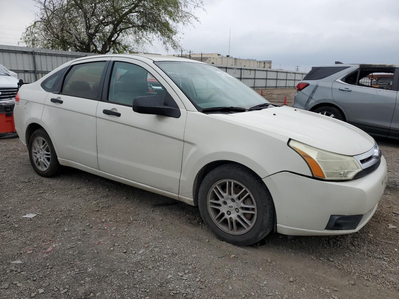 2010 Ford Focus - Image 4