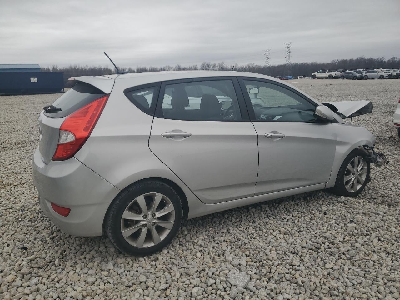 2014 Hyundai Accent - Image 3
