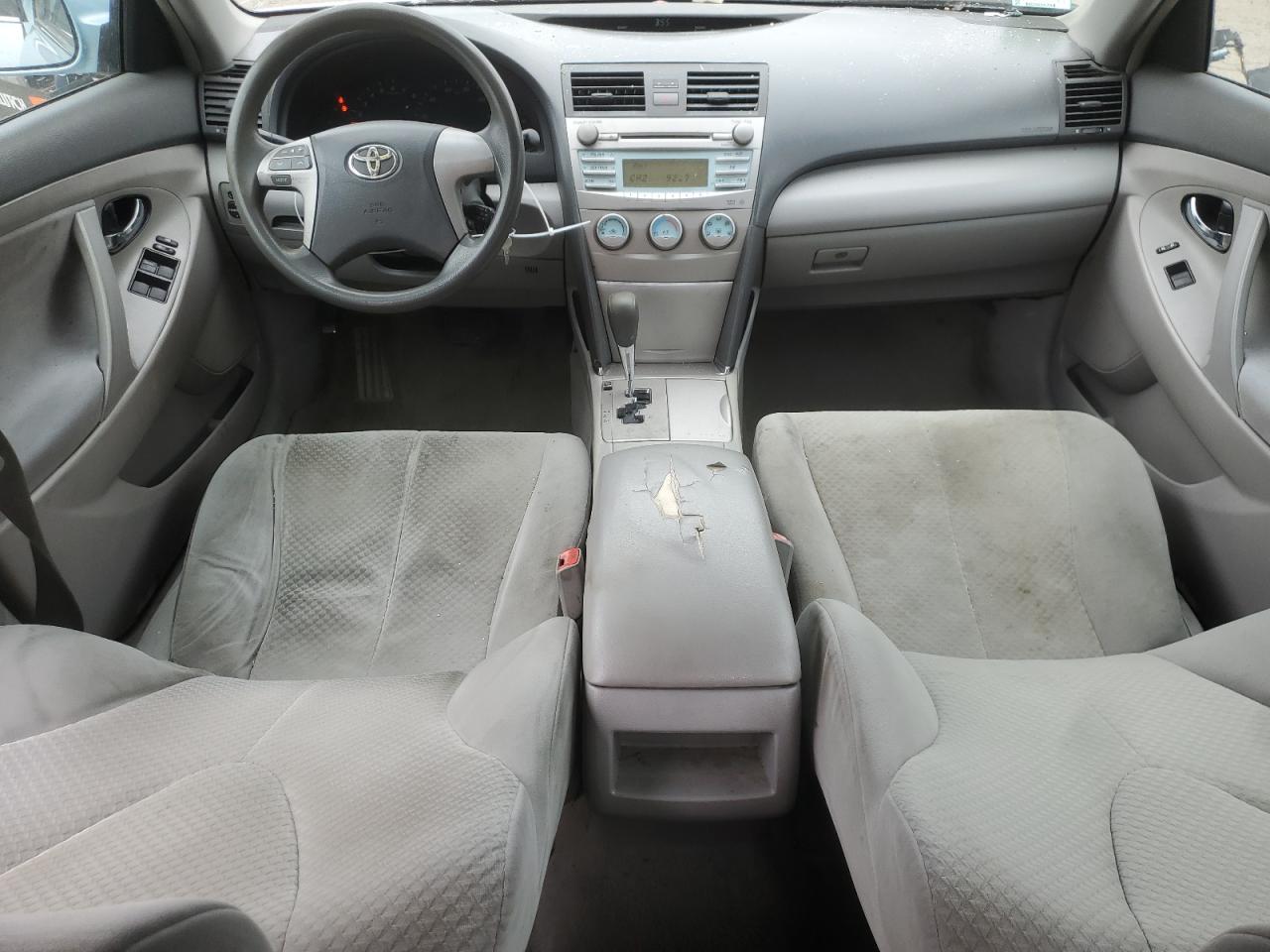 2009 Toyota Camry - Image 8