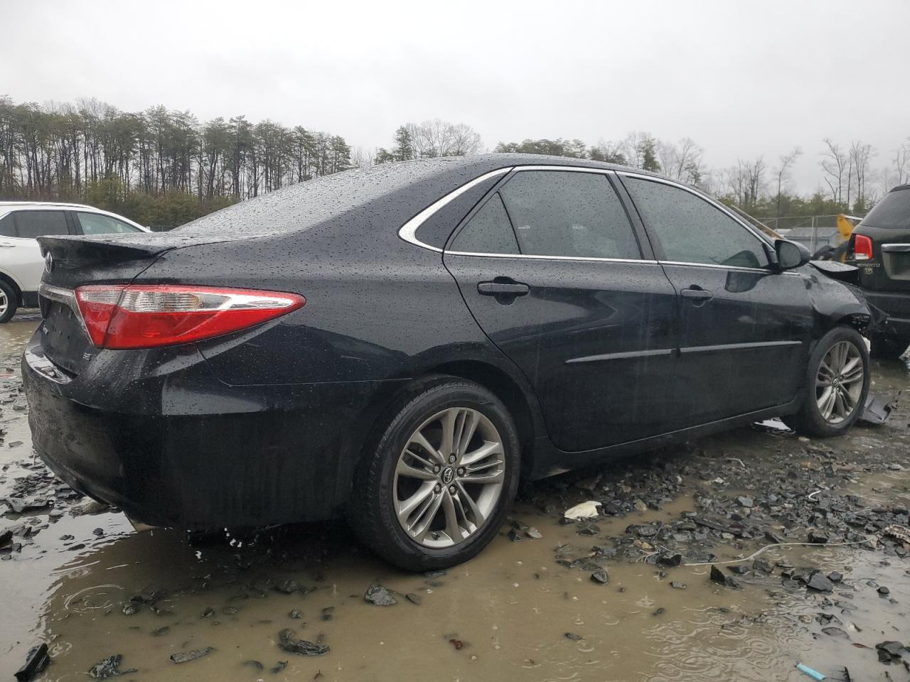 2017 Toyota Camry - Image 3
