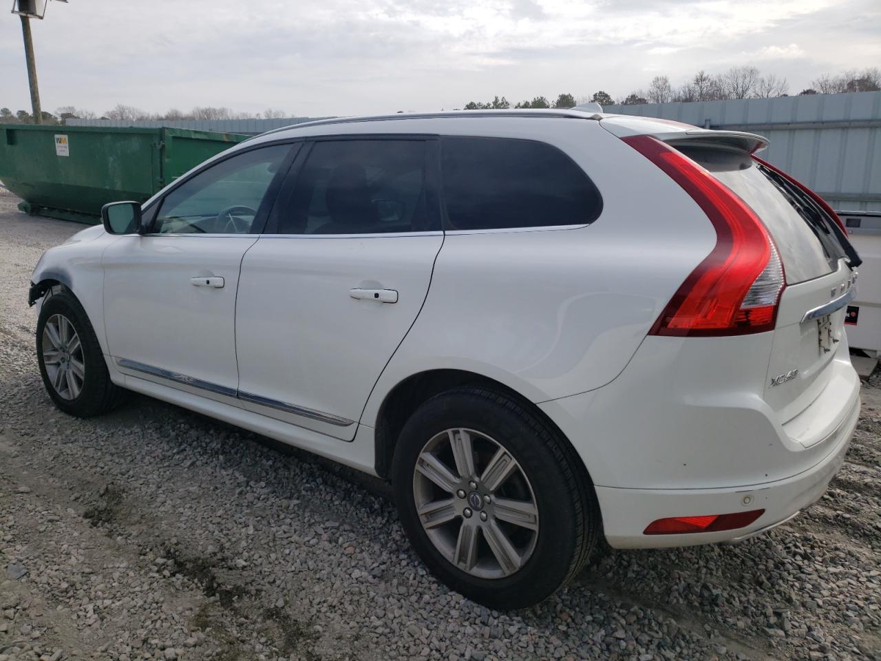 2017 Volvo XC60 - Image 2