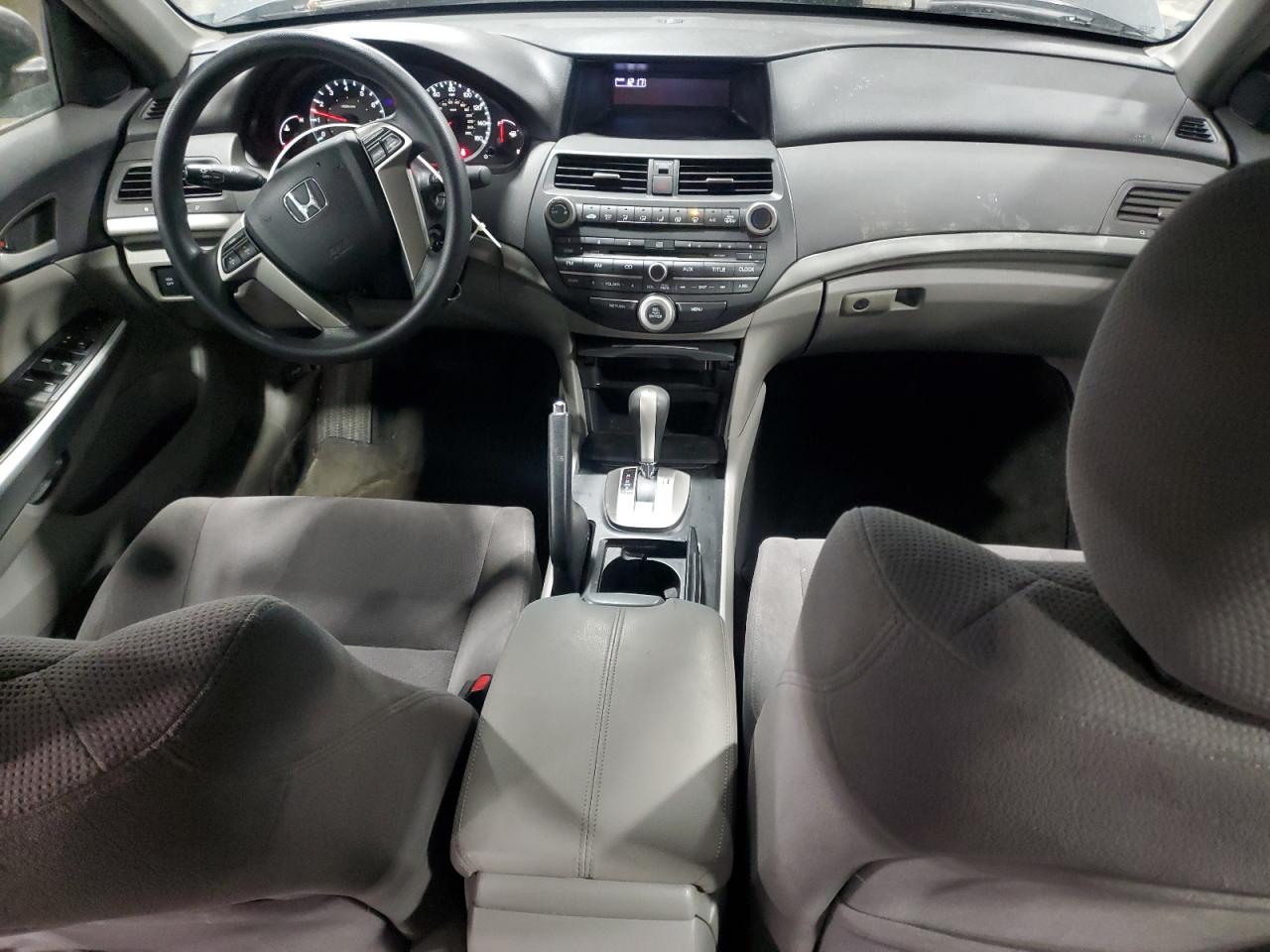 2009 Honda Accord - Image 8