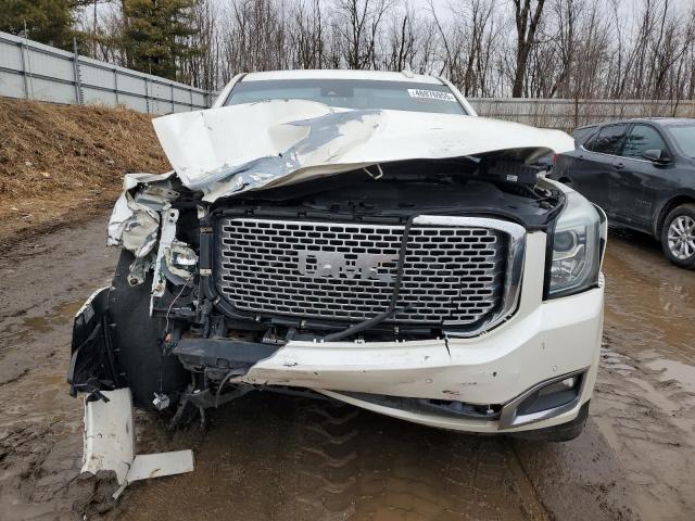 Паркетники GMC YUKON 2015 Білий