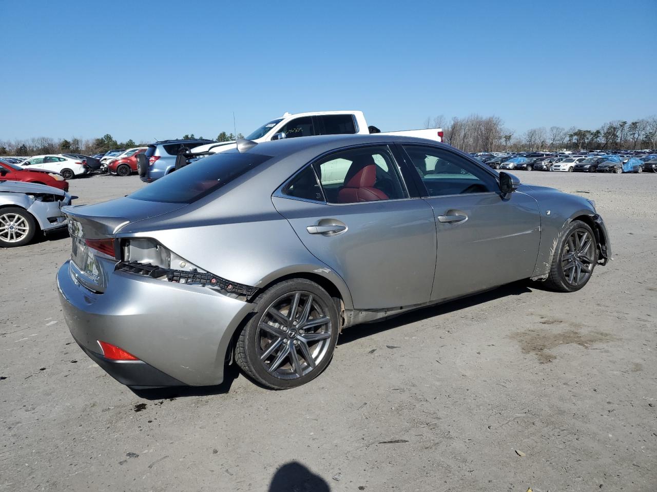 2017 Lexus IS - Image 3