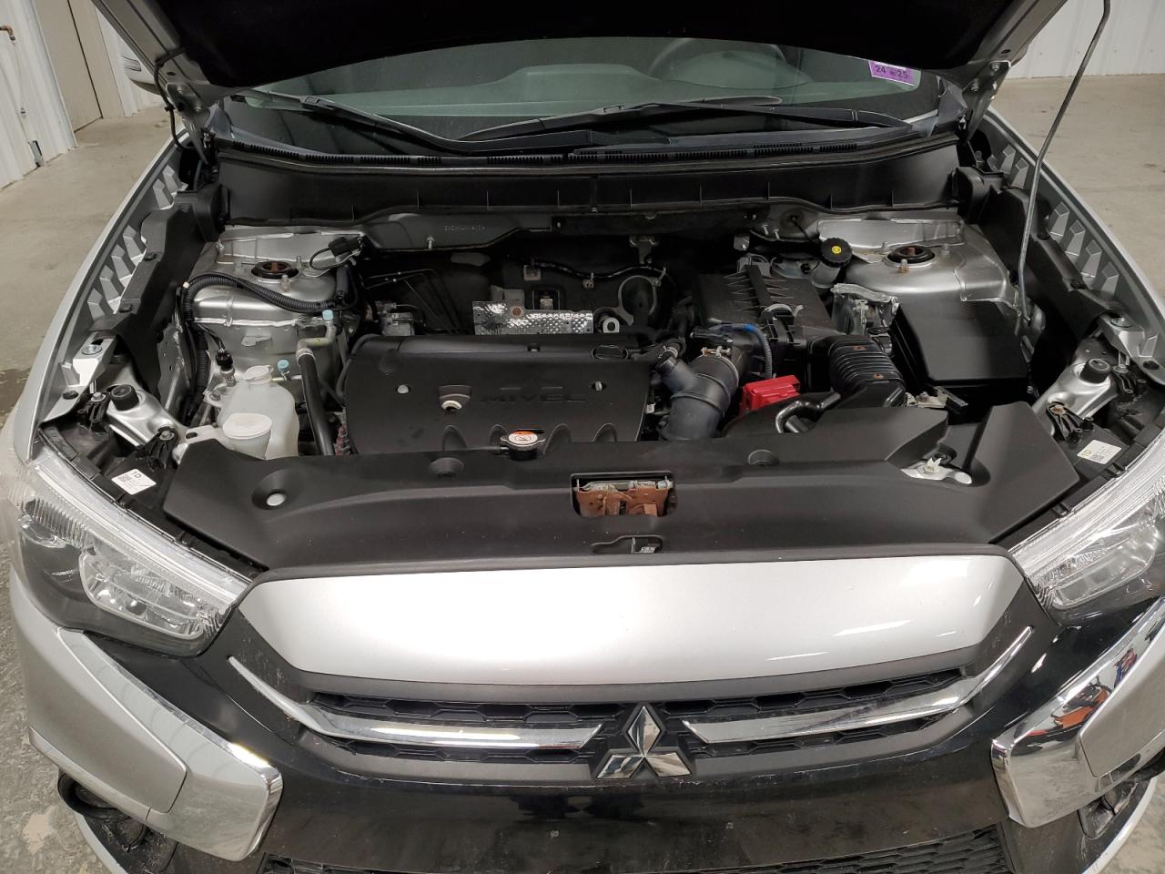 2019 Mitsubishi Outlander - Image 12