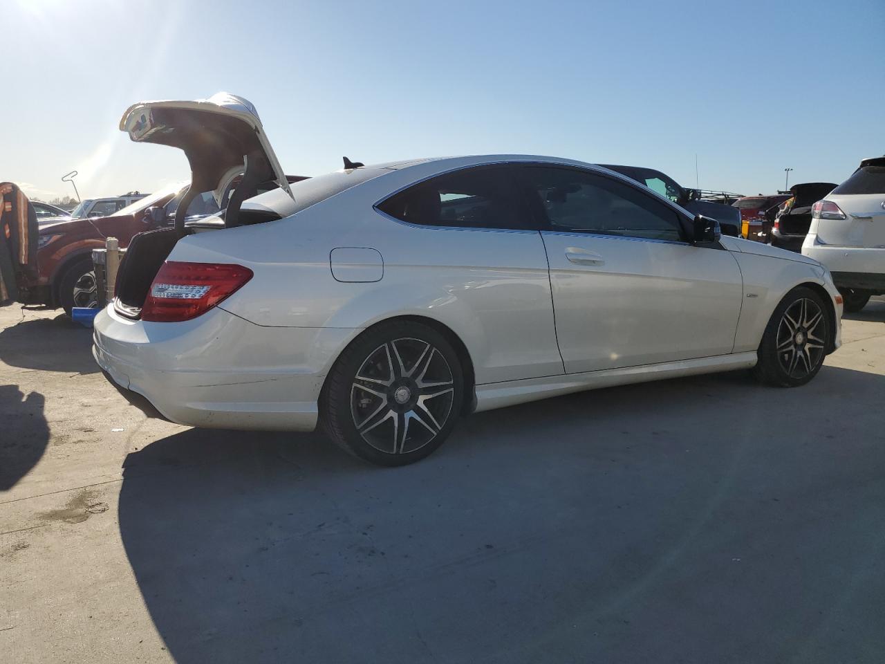 2014 Mercedes-Benz C-klasse - Image 3