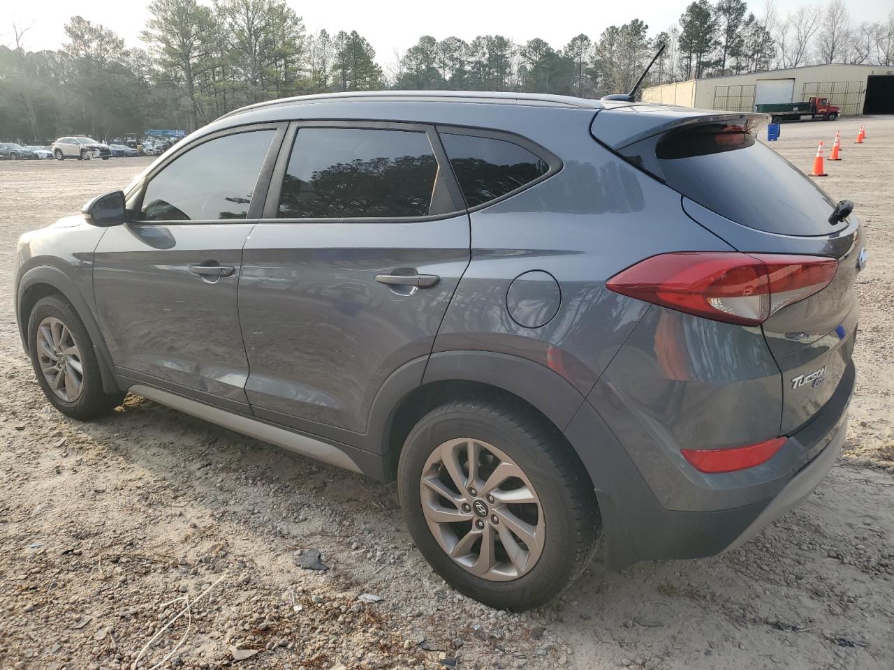 2017 Hyundai Tucson - Image 2