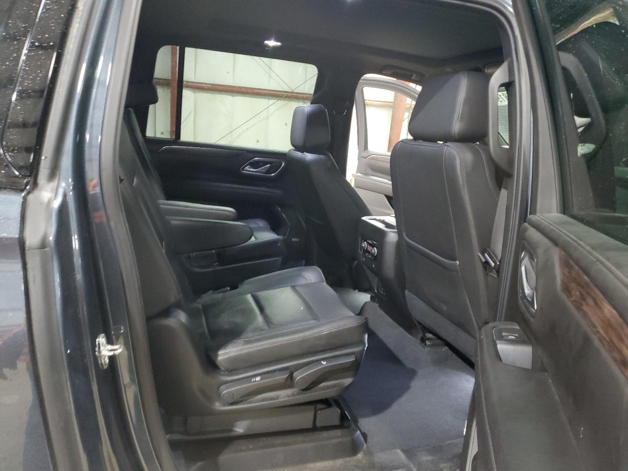 2021 Chevrolet Suburban K1500 Z71 VIN: 1GNSKDKD9MR468487 Lot: 47819185