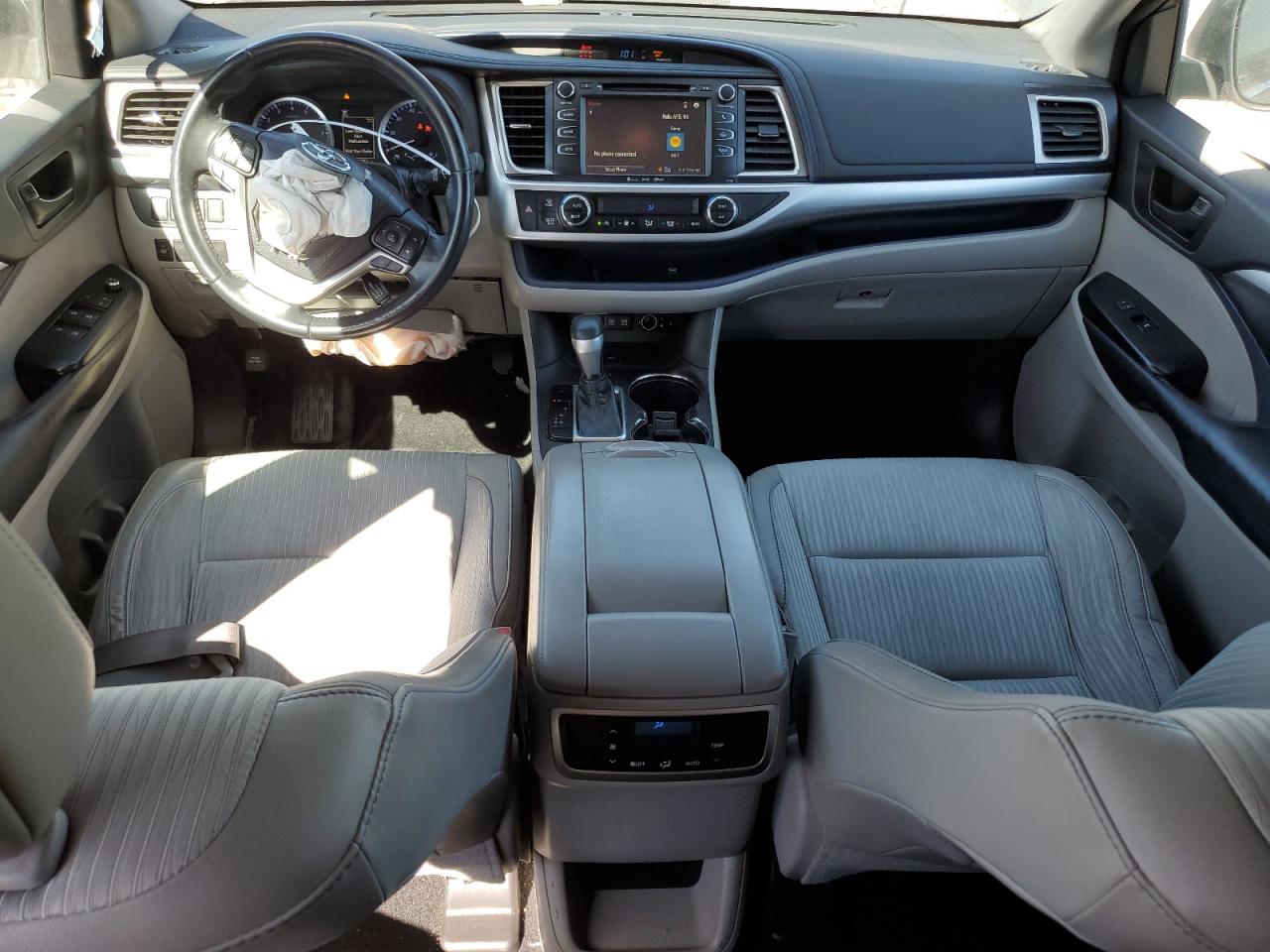 2018 Toyota Highlander - Image 8