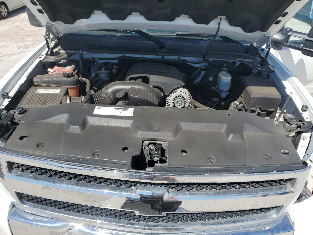 2008 Chevrolet Silverado C1500 VIN: 2GCEC19J181240690 Lot: 50048005