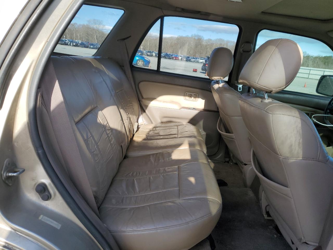 2001 Toyota 4Runner - Image 11