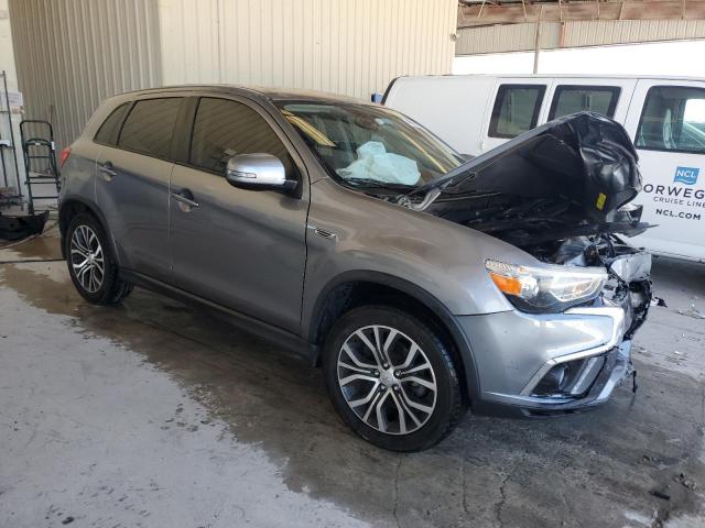  MITSUBISHI OUTLANDER 2018 Gray