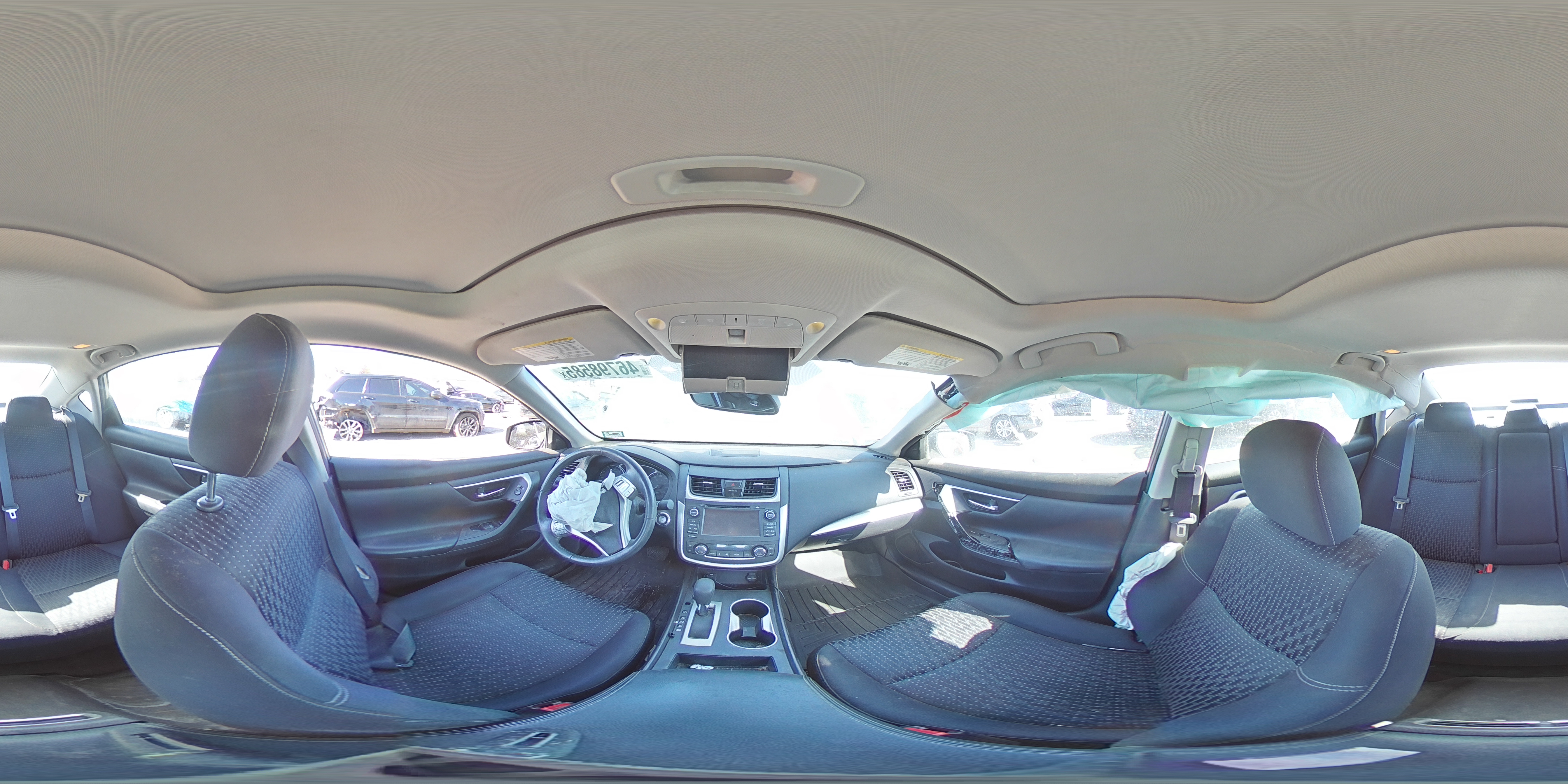 2016 Nissan Altima - Image 13