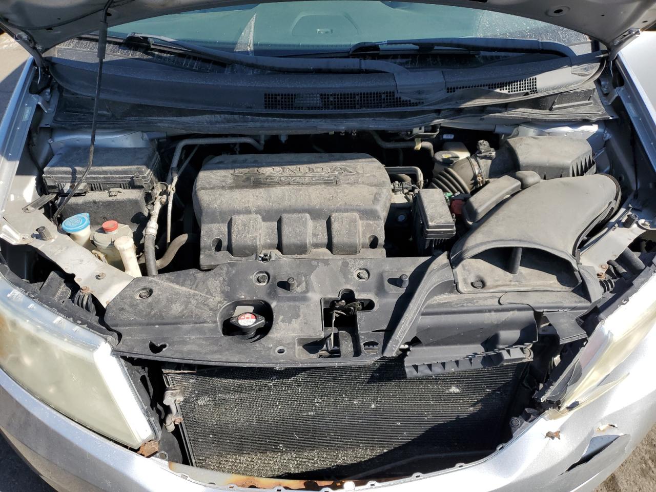 2012 Honda Odyssey - Image 12