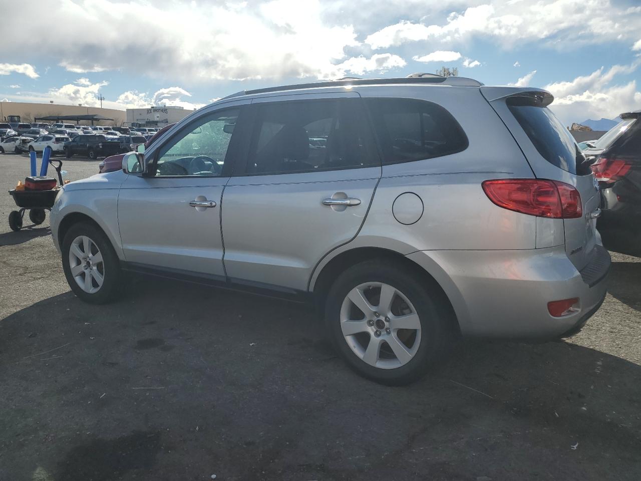 2007 Hyundai Santa Fe - Image 2