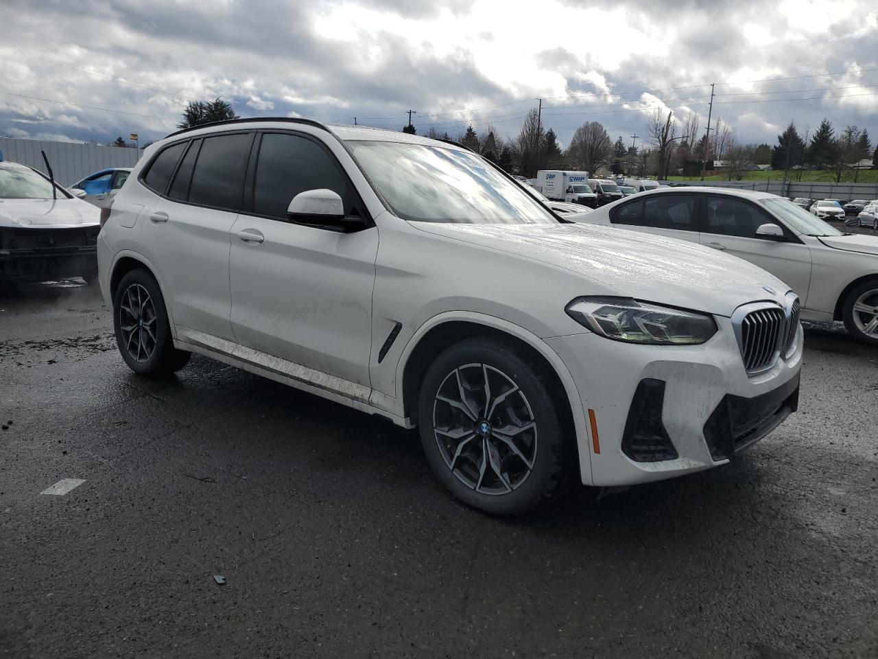 2022 BMW X3 - Image 4