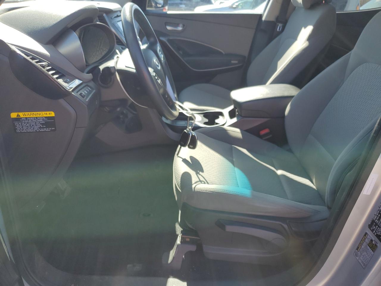 2017 Hyundai Santa Fe - Image 7
