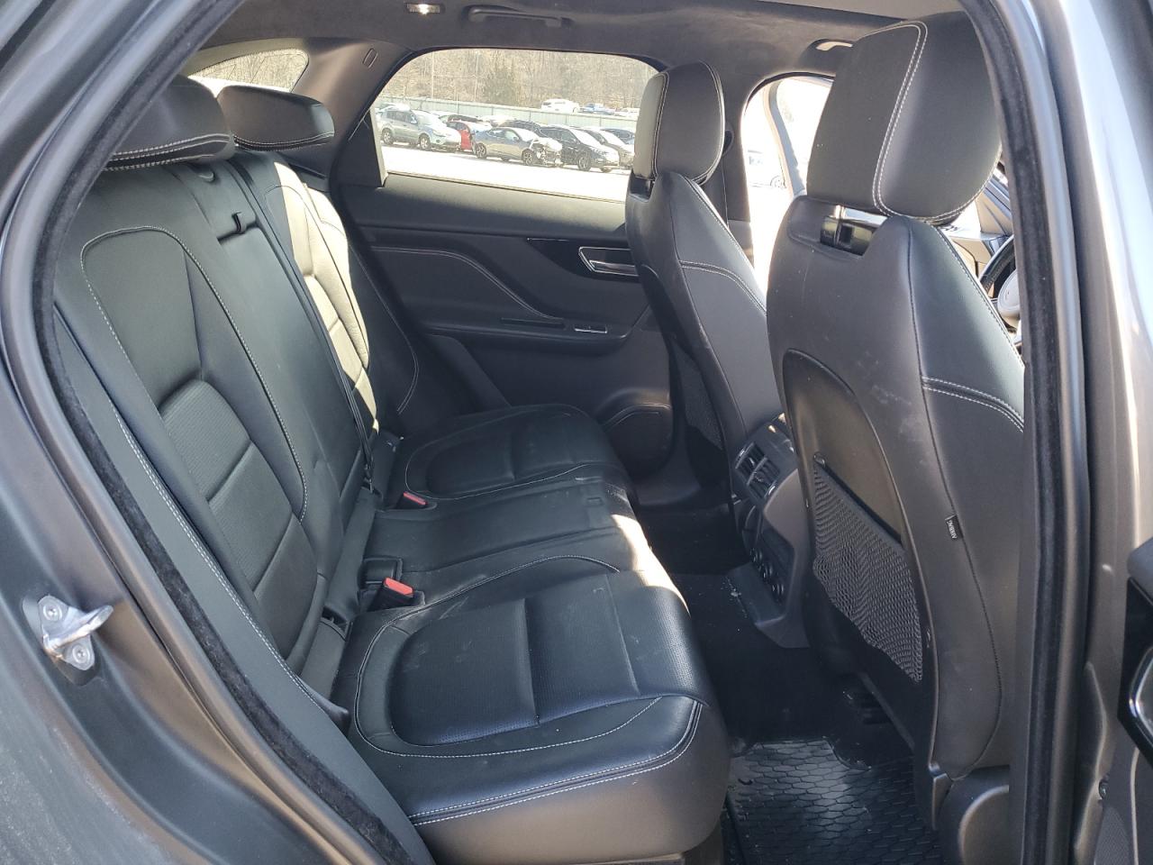 2019 Jaguar F-Pace - Image 11