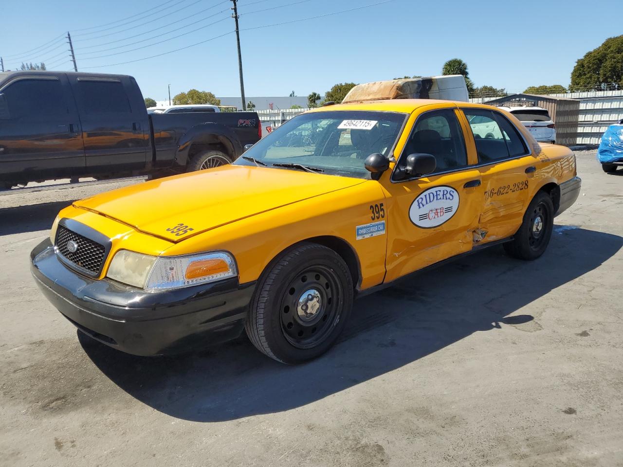 2011 Ford Crown Victoria - Image 1
