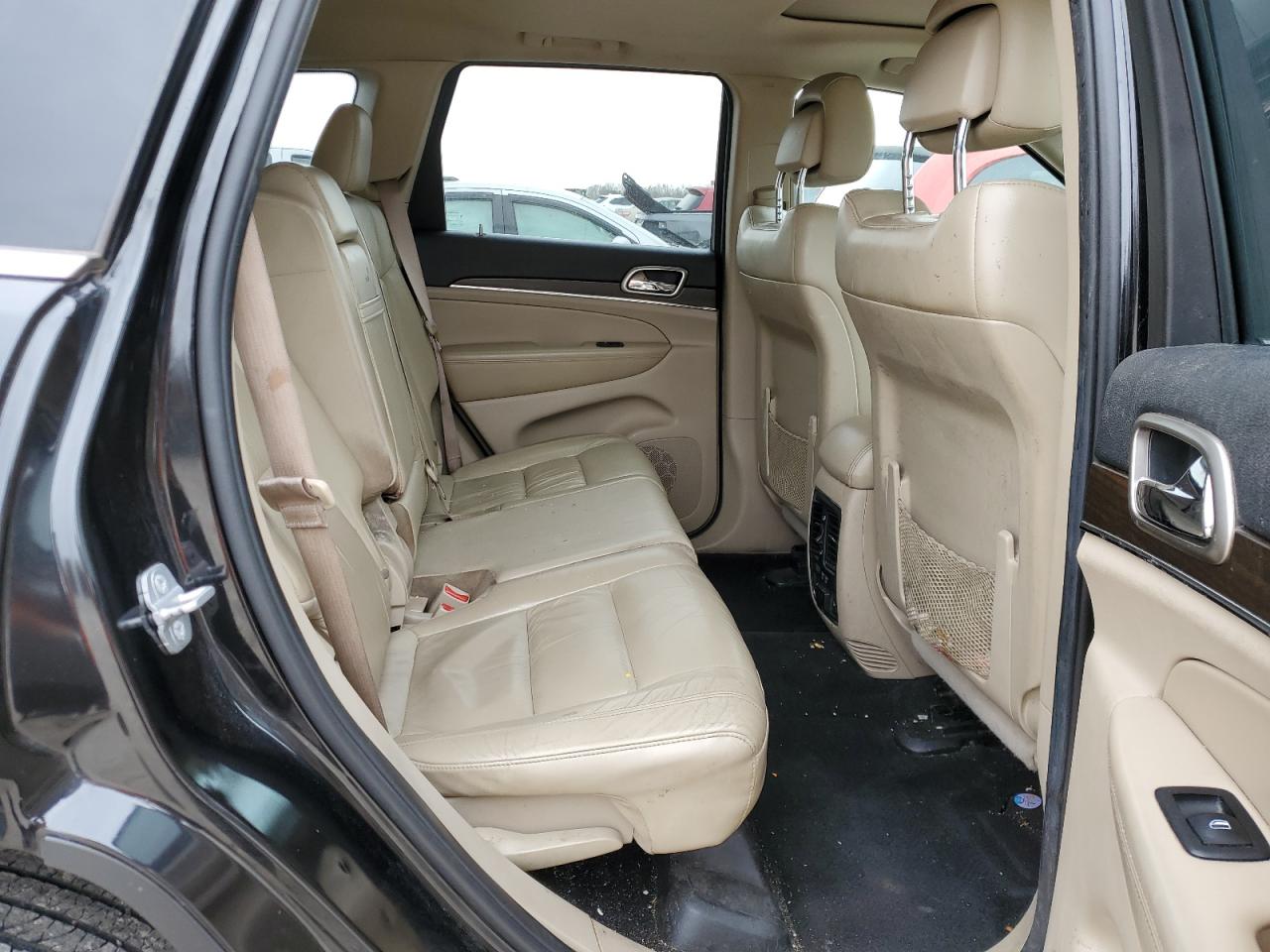2014 Jeep Grand Cherokee - Image 11