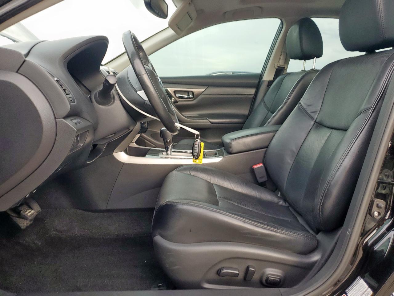 2015 Nissan Altima - Image 7
