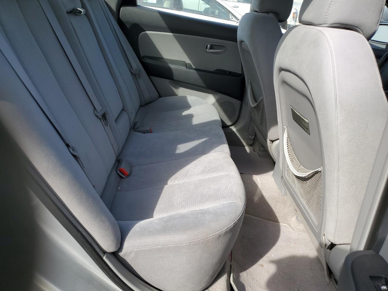 2007 Hyundai Elantra - Image 10
