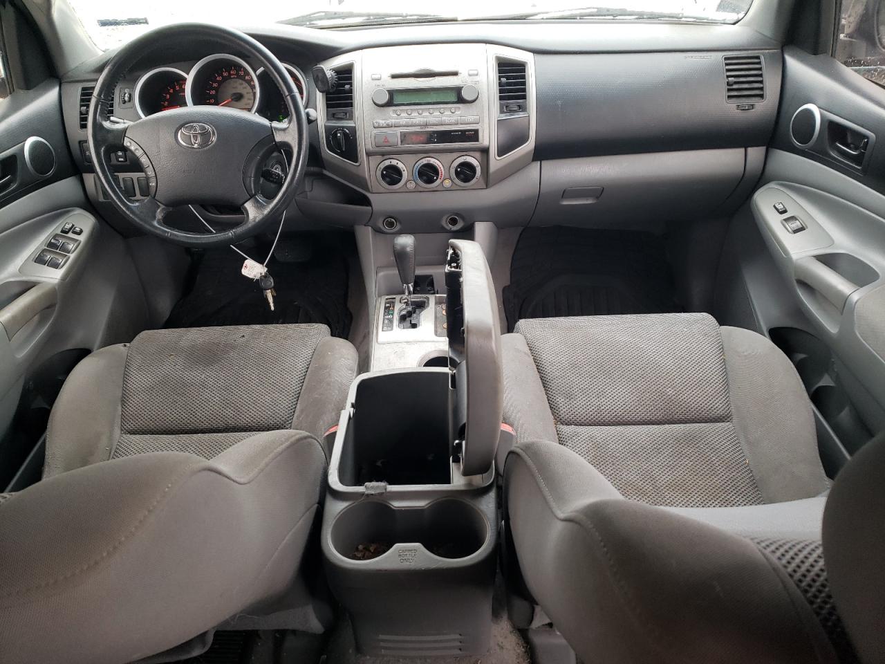 2006 Toyota Tacoma - Image 8