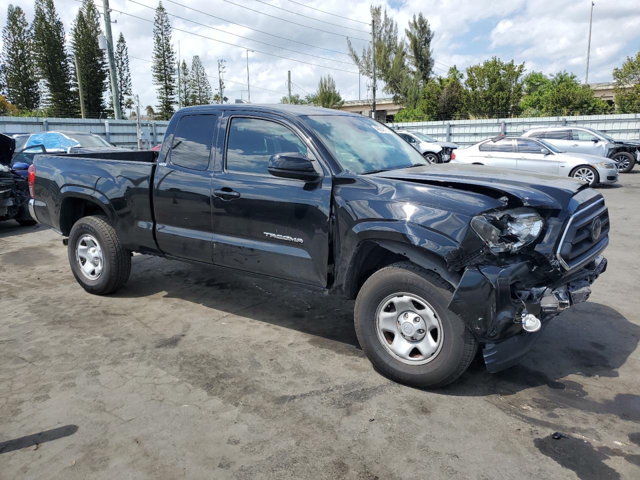 2020 Toyota Tacoma - Image 4
