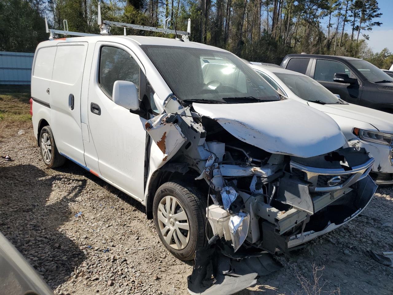 2015 Nissan NV - Image 4