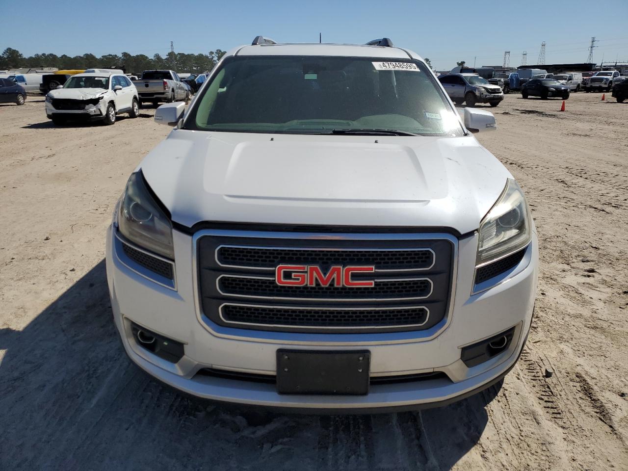 2016 GMC Acadia - Image 5