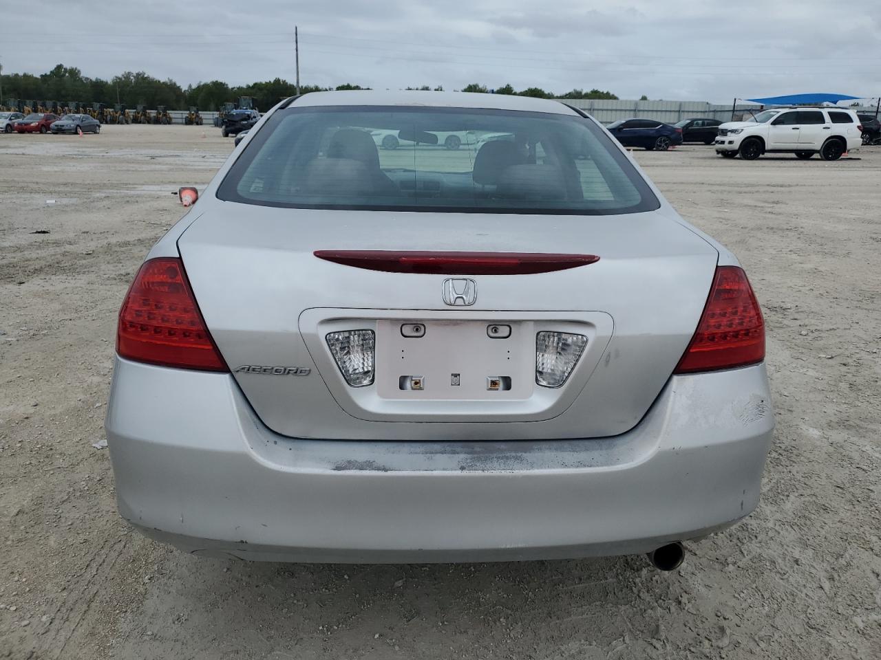 2006 Honda Accord - Image 6