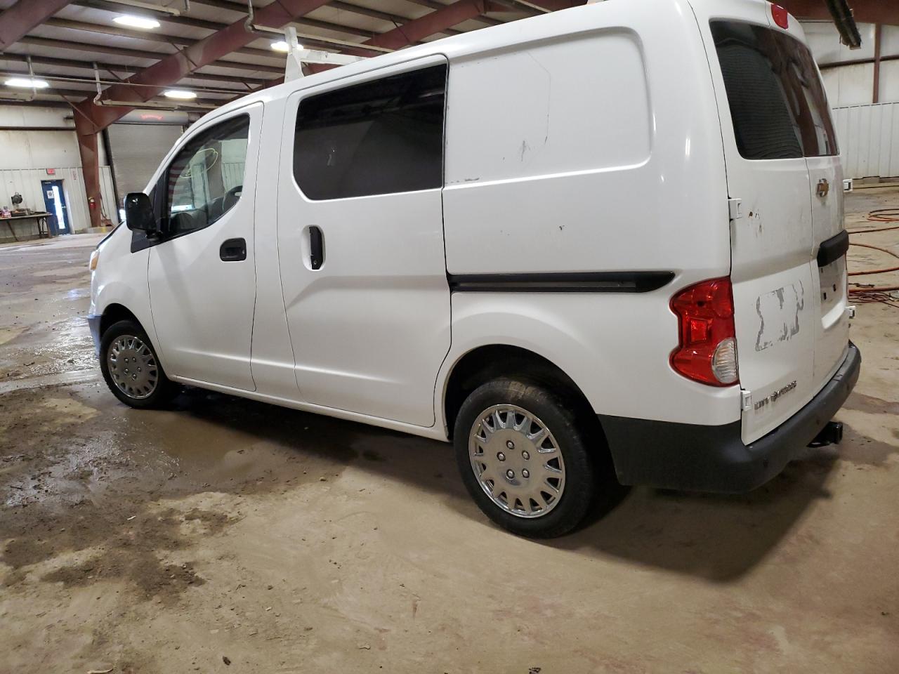 2016 Chevrolet Express - Image 2