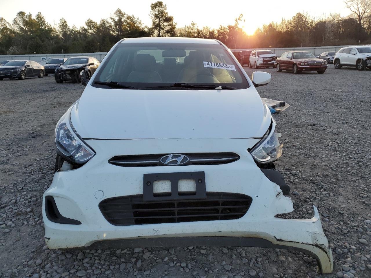 2017 Hyundai Accent - Image 5